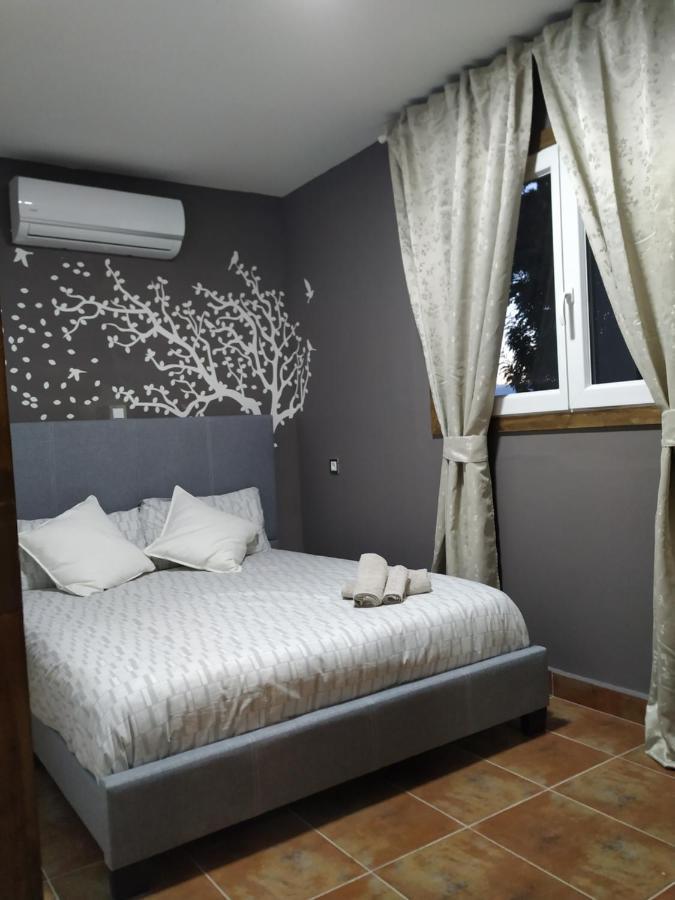Willa Casa Mirlo Montmesa Zewnętrze zdjęcie